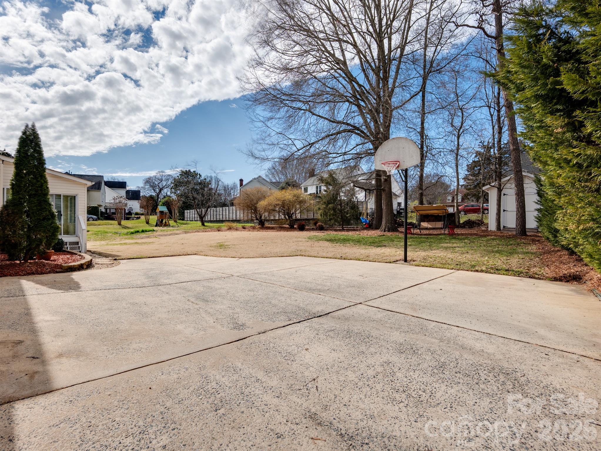 Lantern Green - Residential