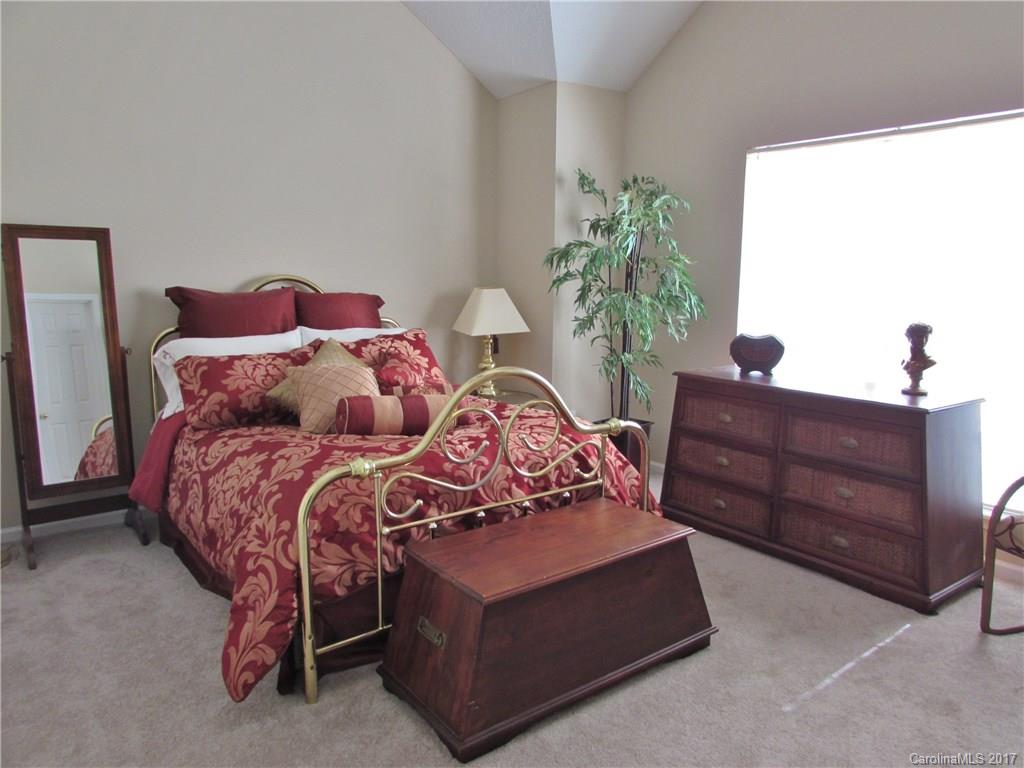 Ridge Crossing - Residential