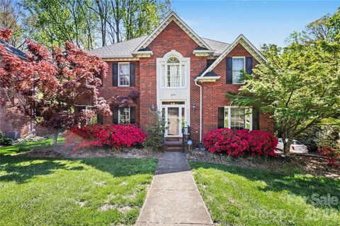 Photo of 5005 Mayberry Lane, Winston Salem, NC 27106 (MLS # 4365094)