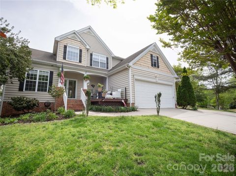 Photo of 12058 Pelican Court, Tega Cay, SC 29708 (MLS # 4361203)