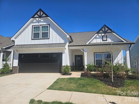 Photo of 40184 Crooked Stick Drive #1231, Lancaster, SC 29720 (MLS # 4356977)