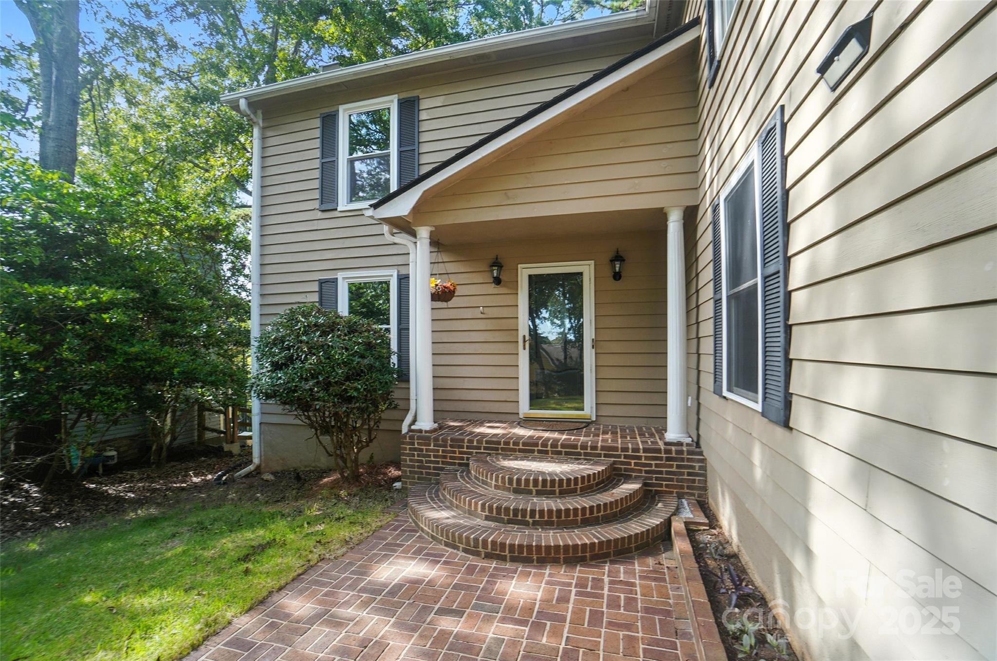 Tega Cay - Residential