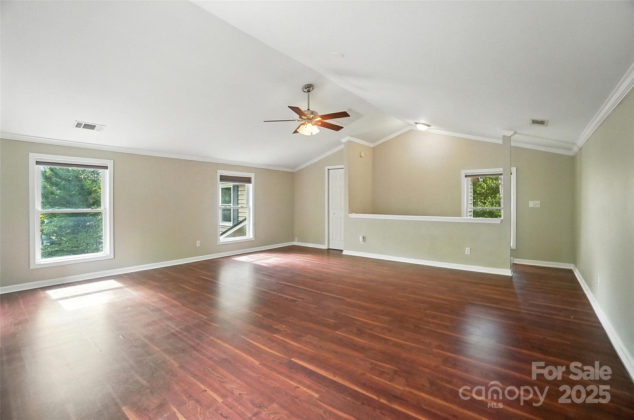 Tega Cay - Residential