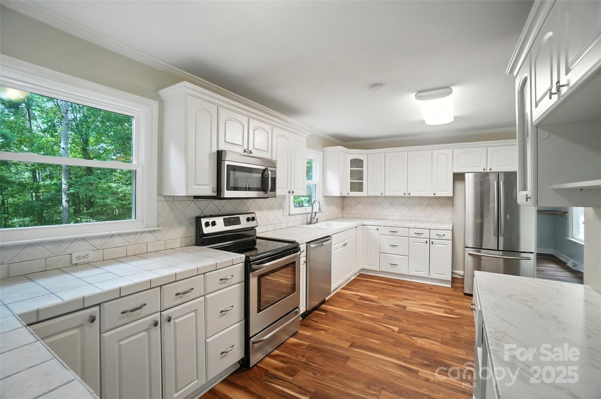 Tega Cay - Residential