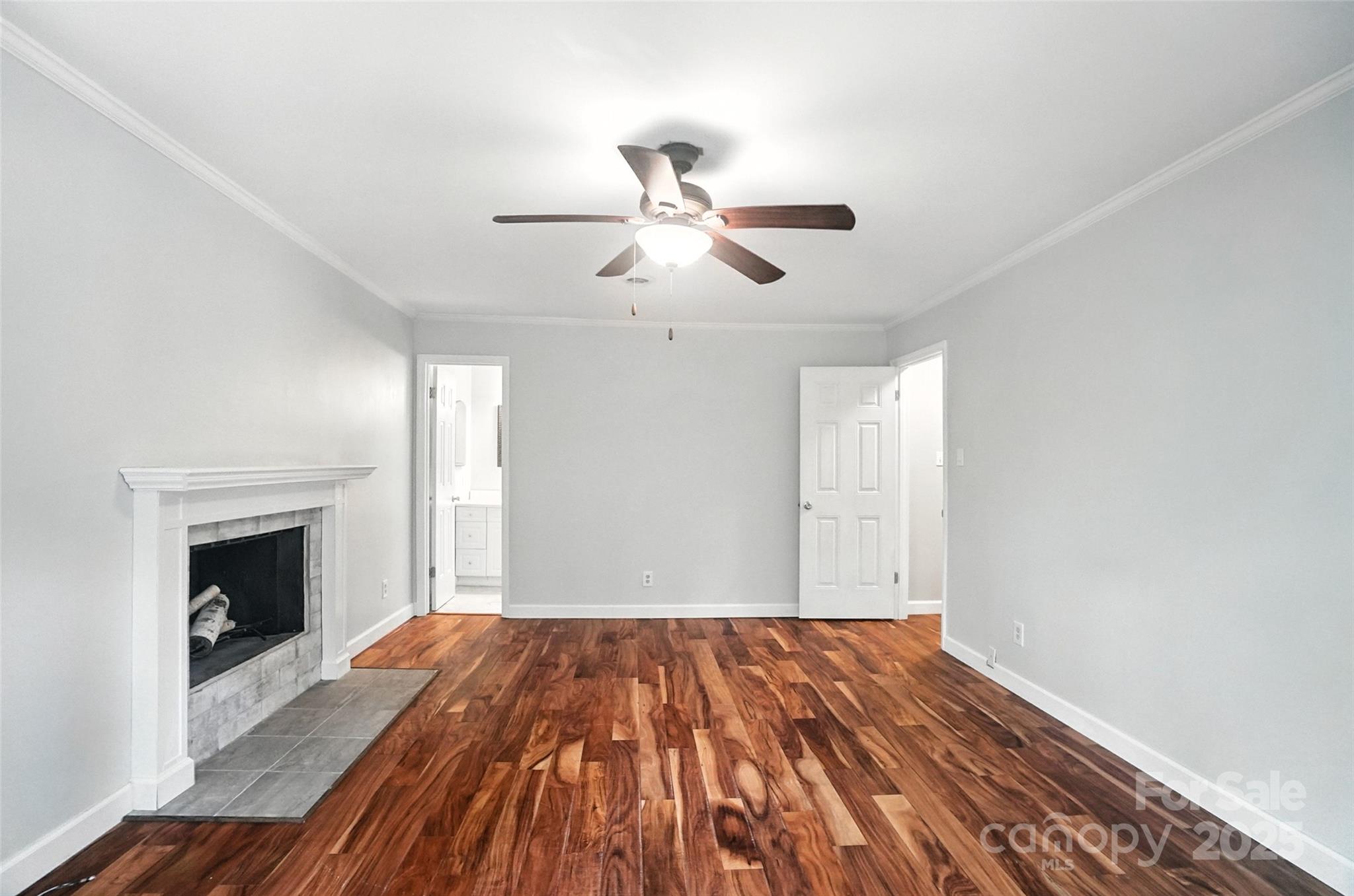 Tega Cay - Residential