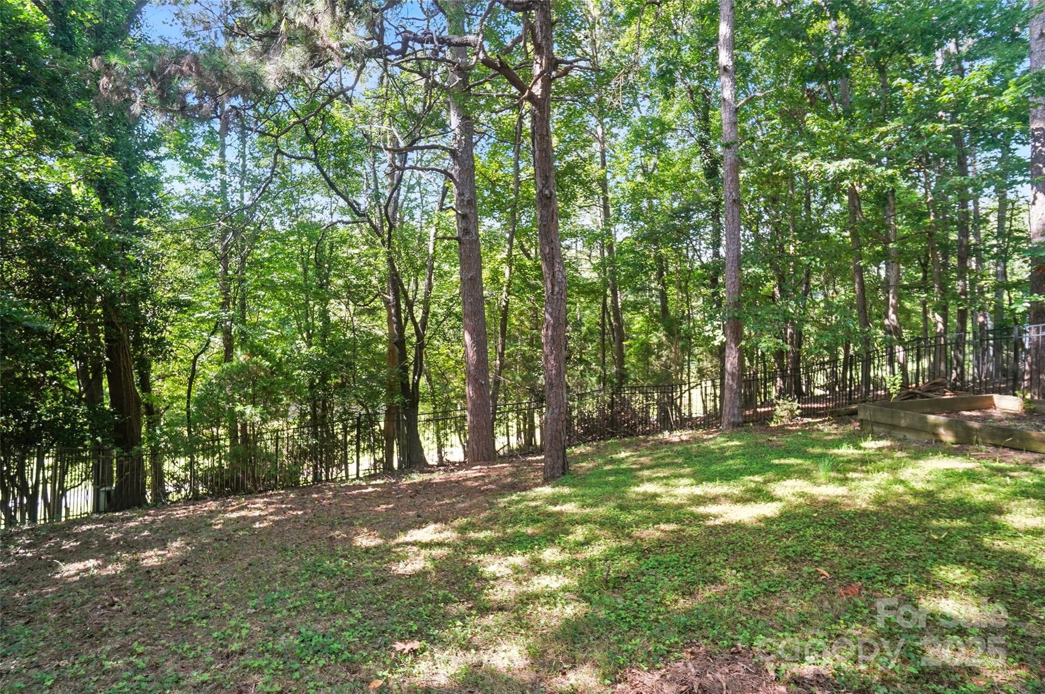 Tega Cay - Residential