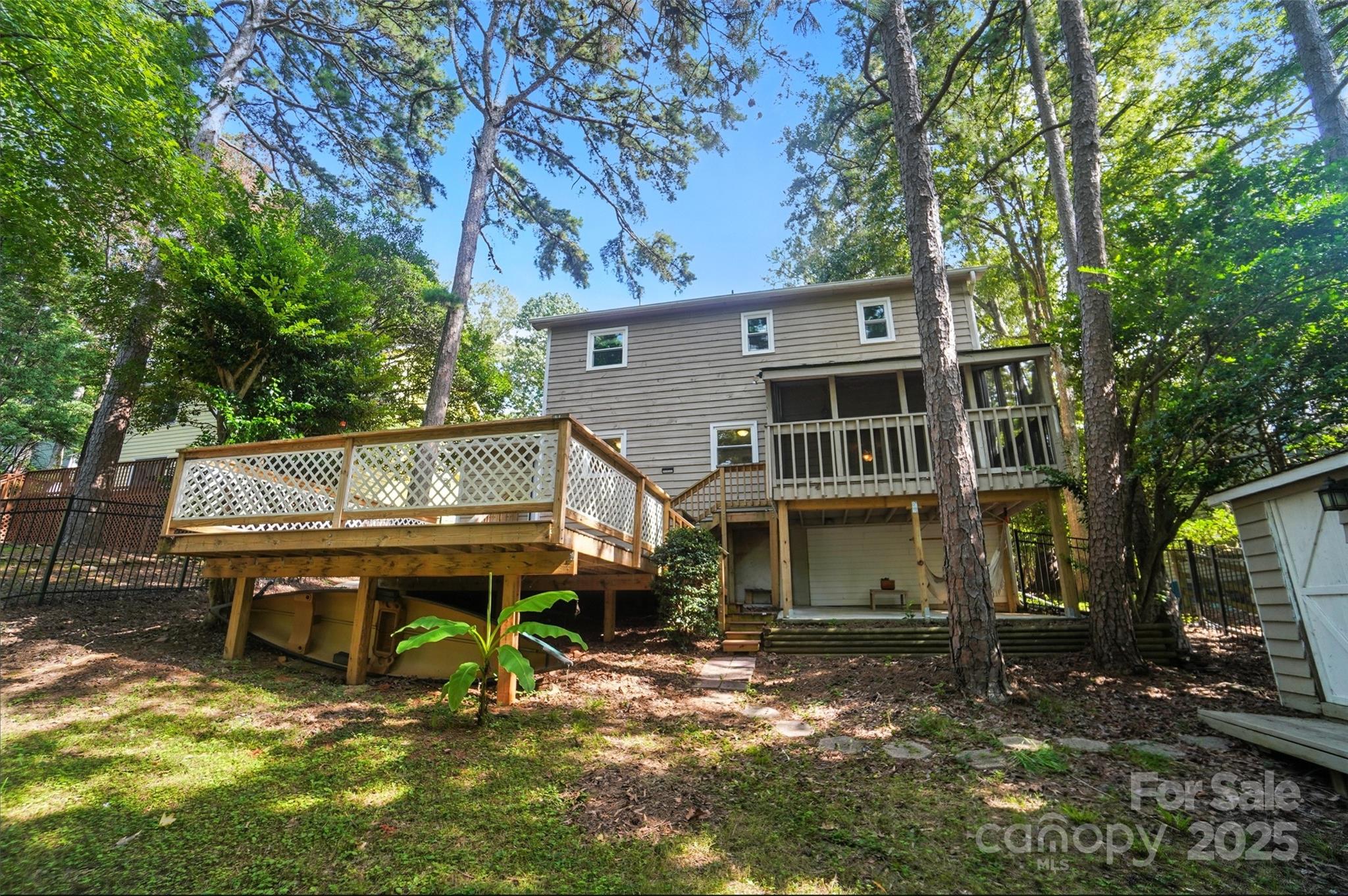 Tega Cay - Residential