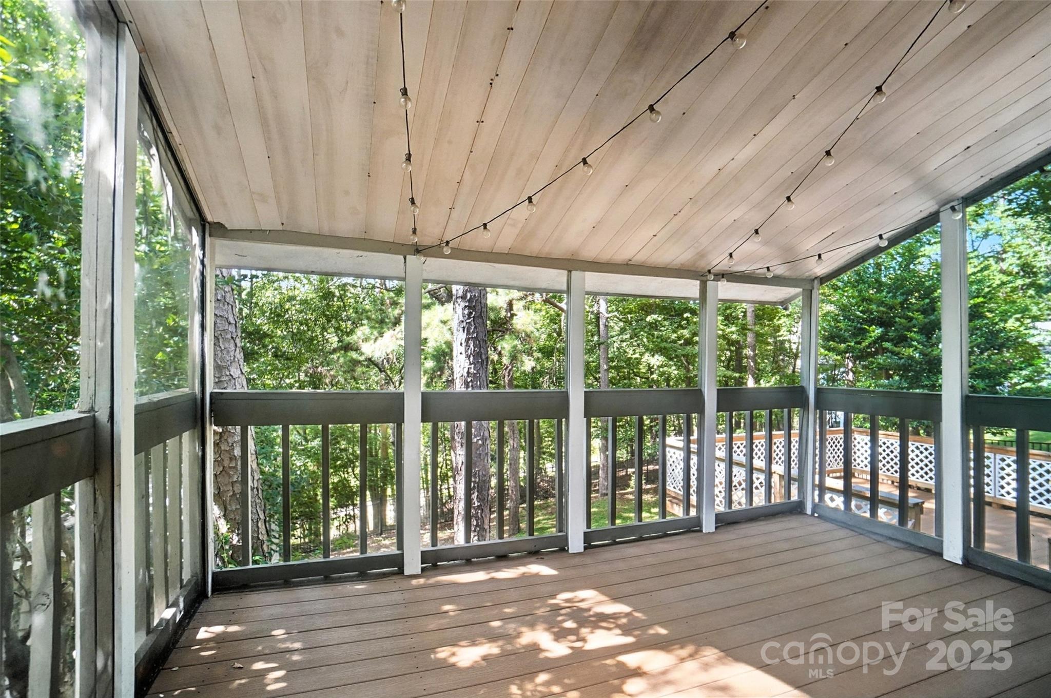 Tega Cay - Residential