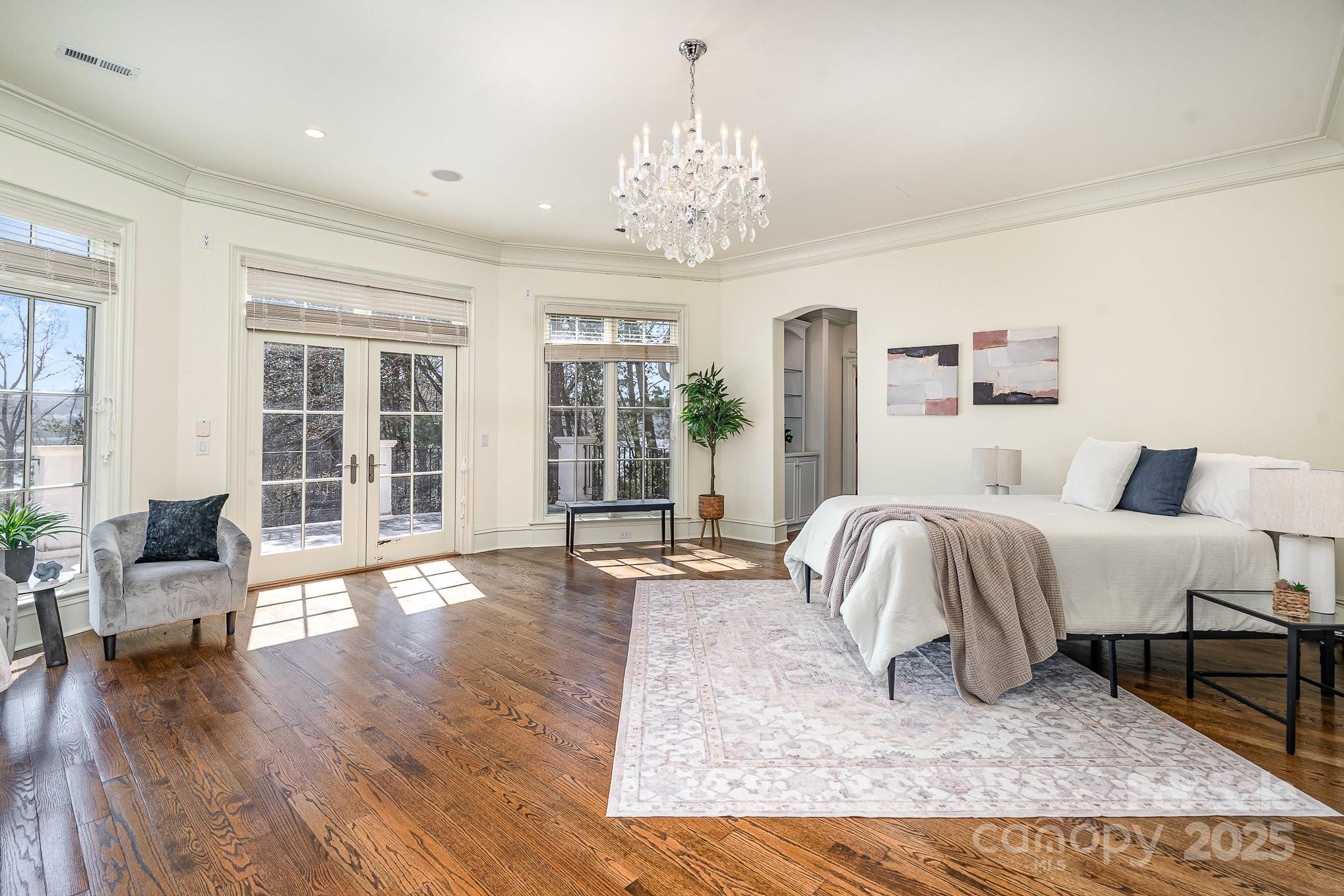 Flagship - Residential