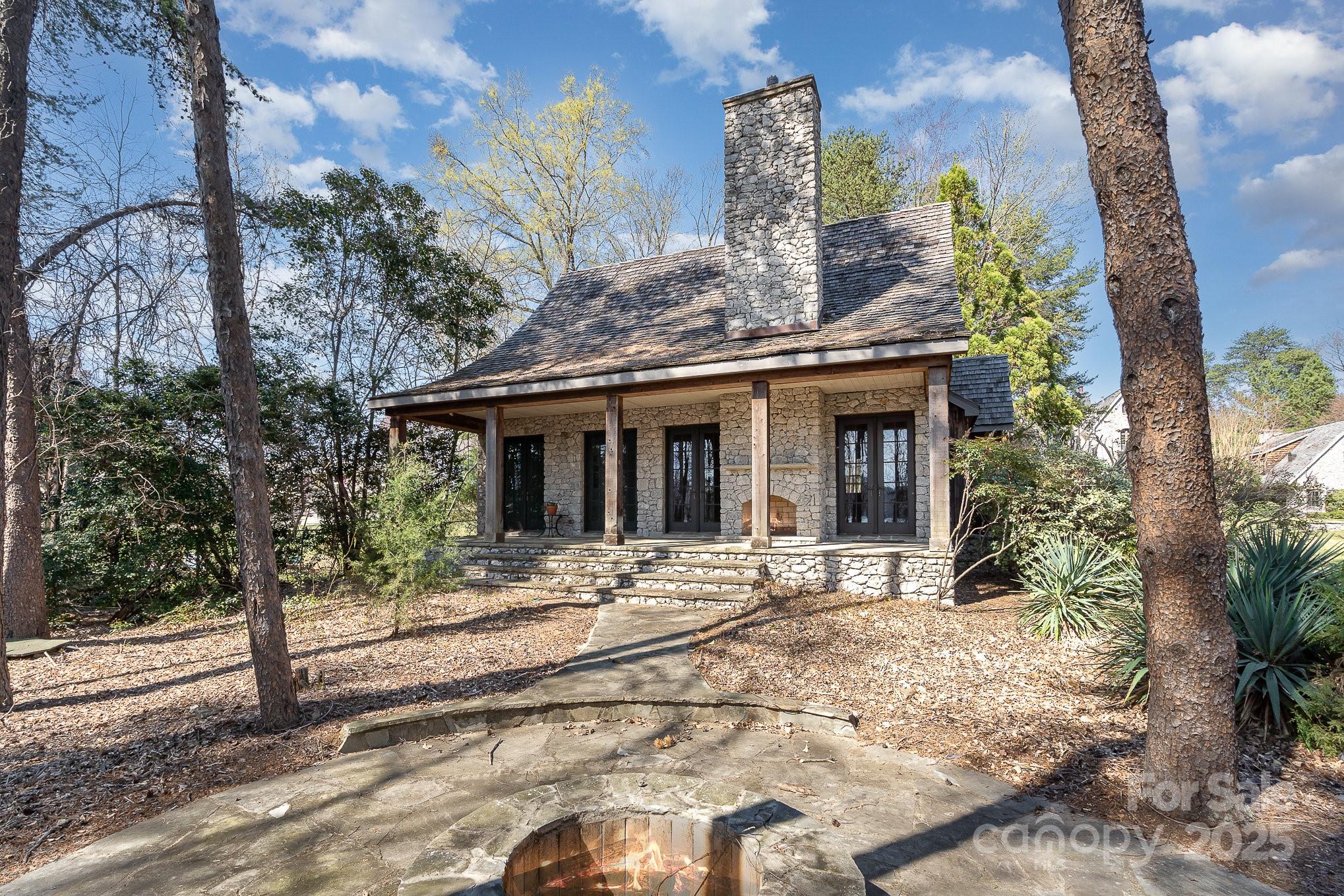 Flagship - Residential