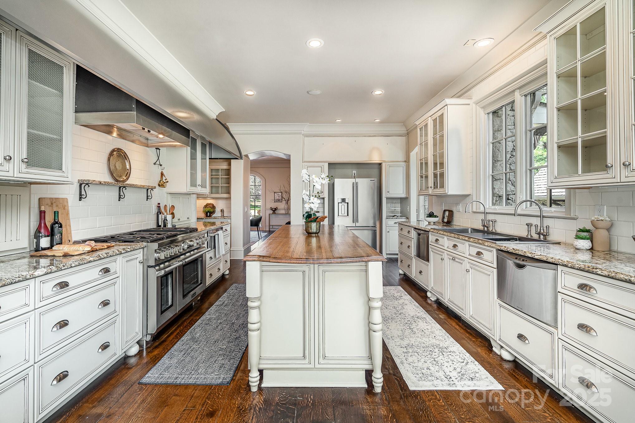 Flagship - Residential