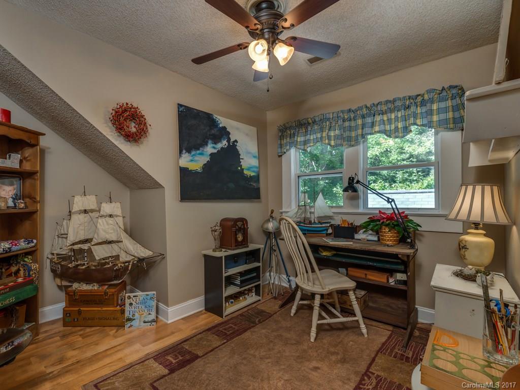 Oakland Court - Residential