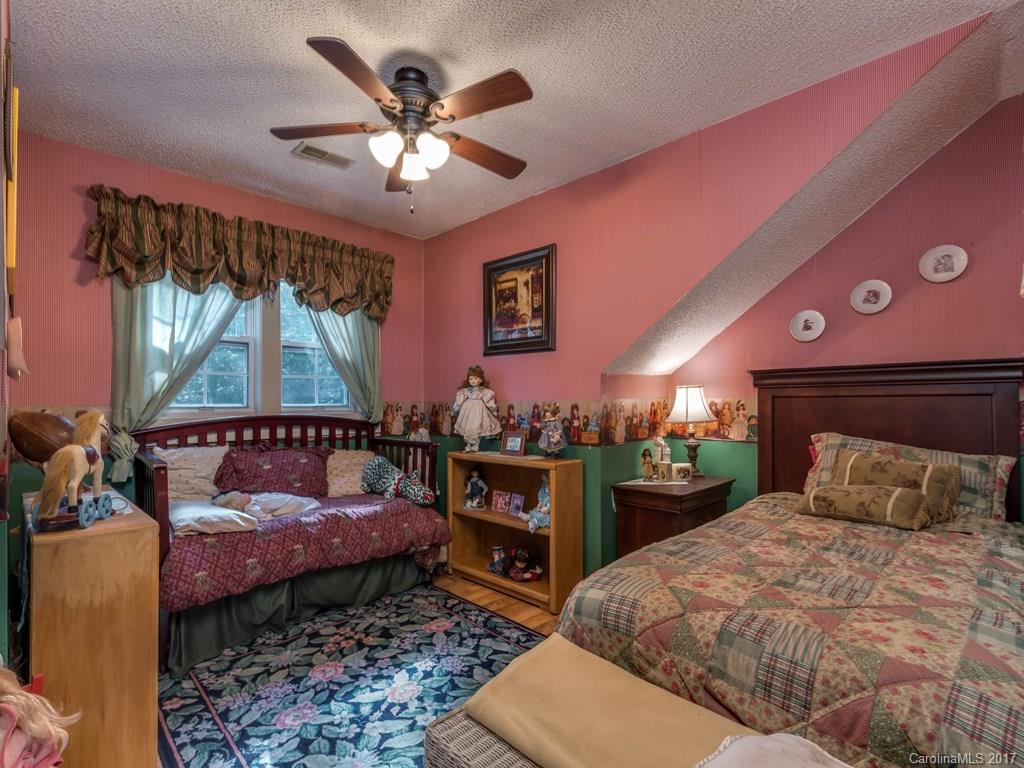 Oakland Court - Residential