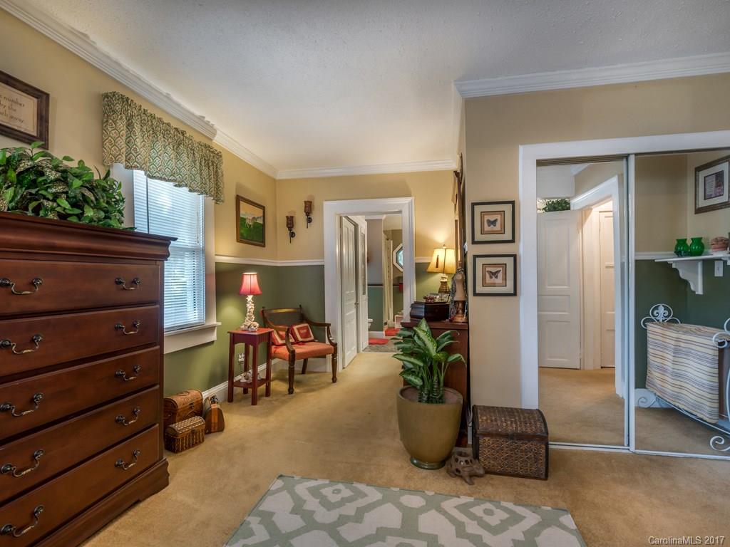 Oakland Court - Residential