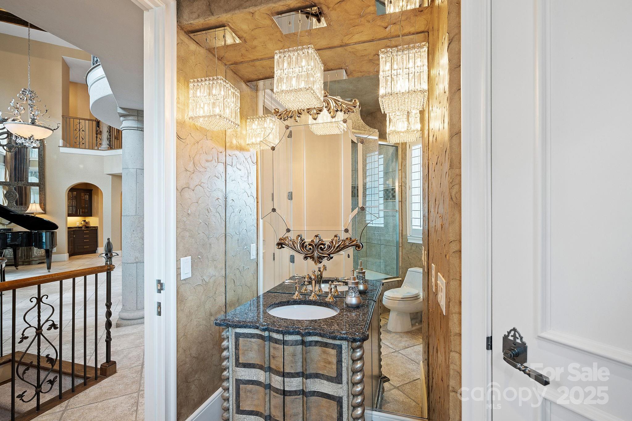 The Peninsula - Residential