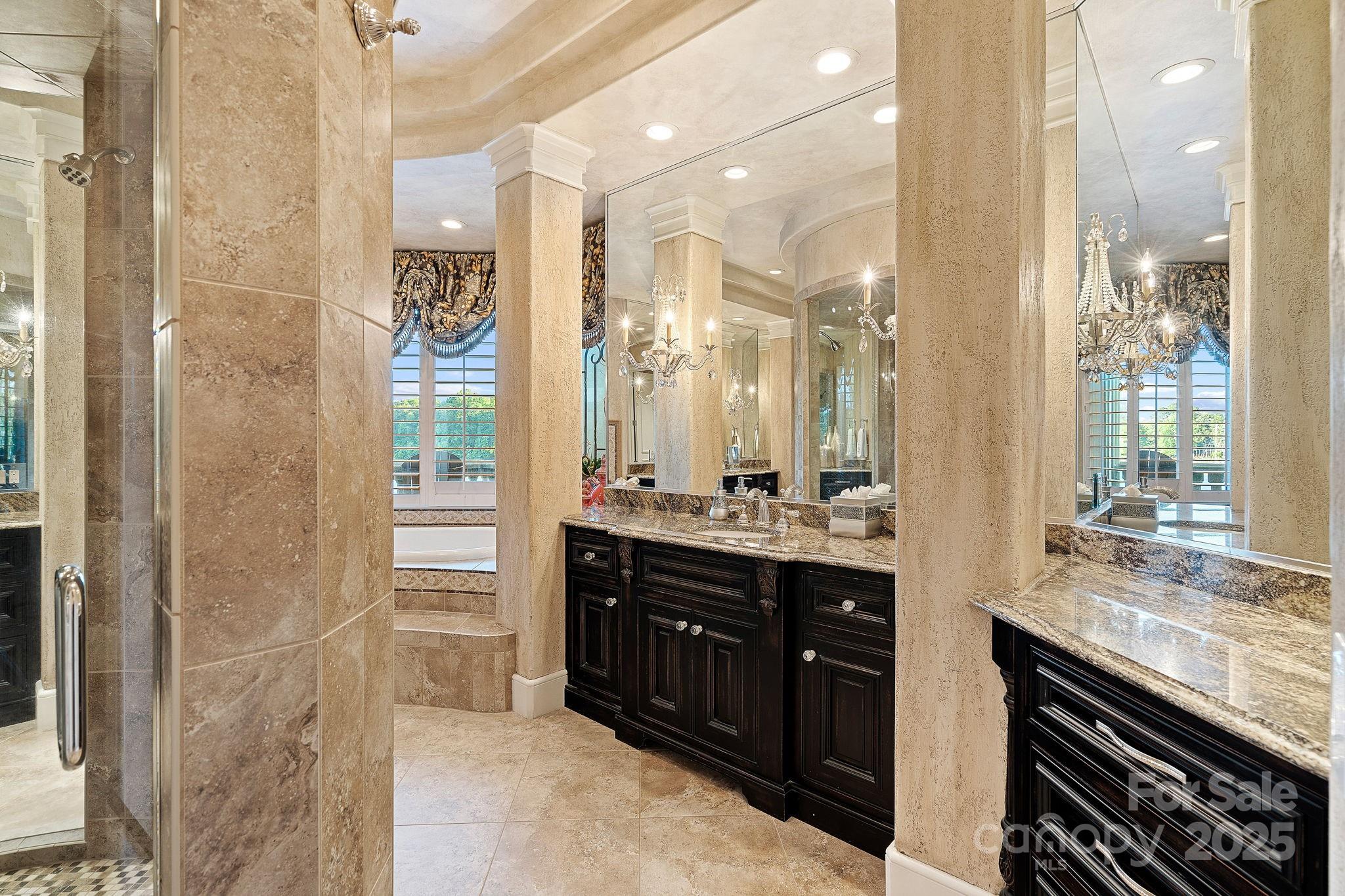 The Peninsula - Residential