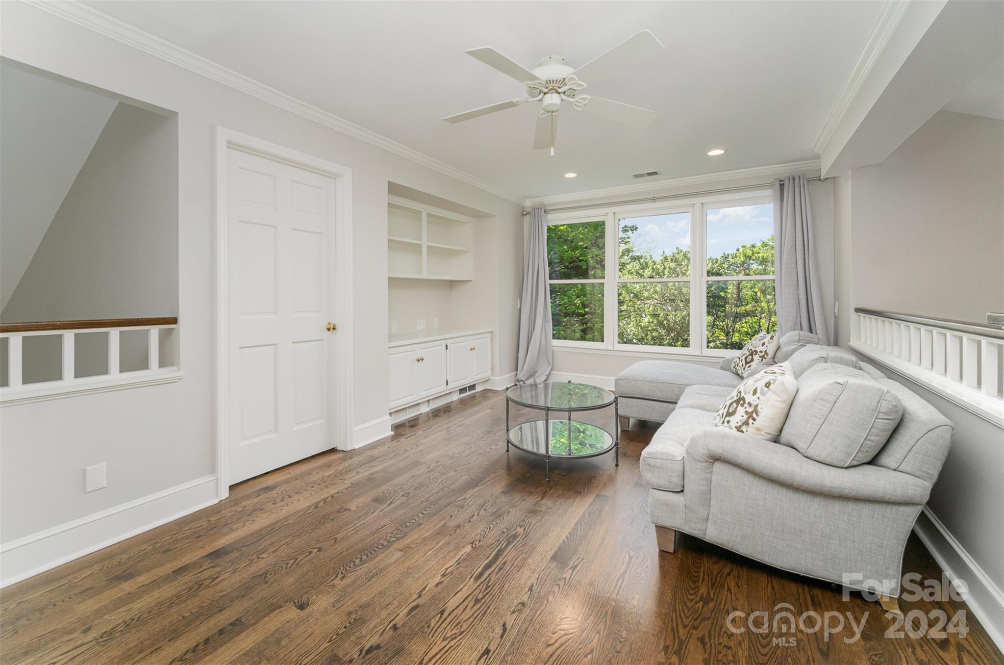 Pointe Regatta - Residential