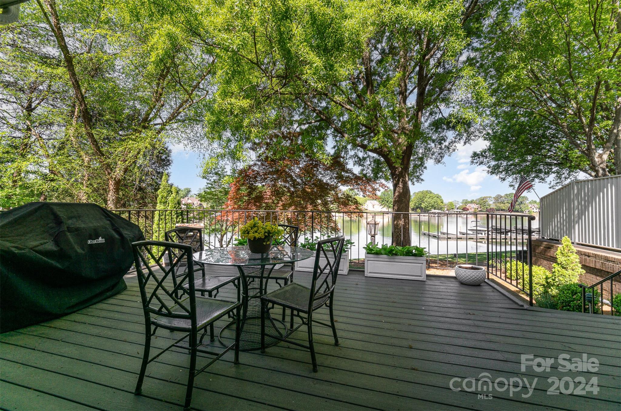 Pointe Regatta - Residential