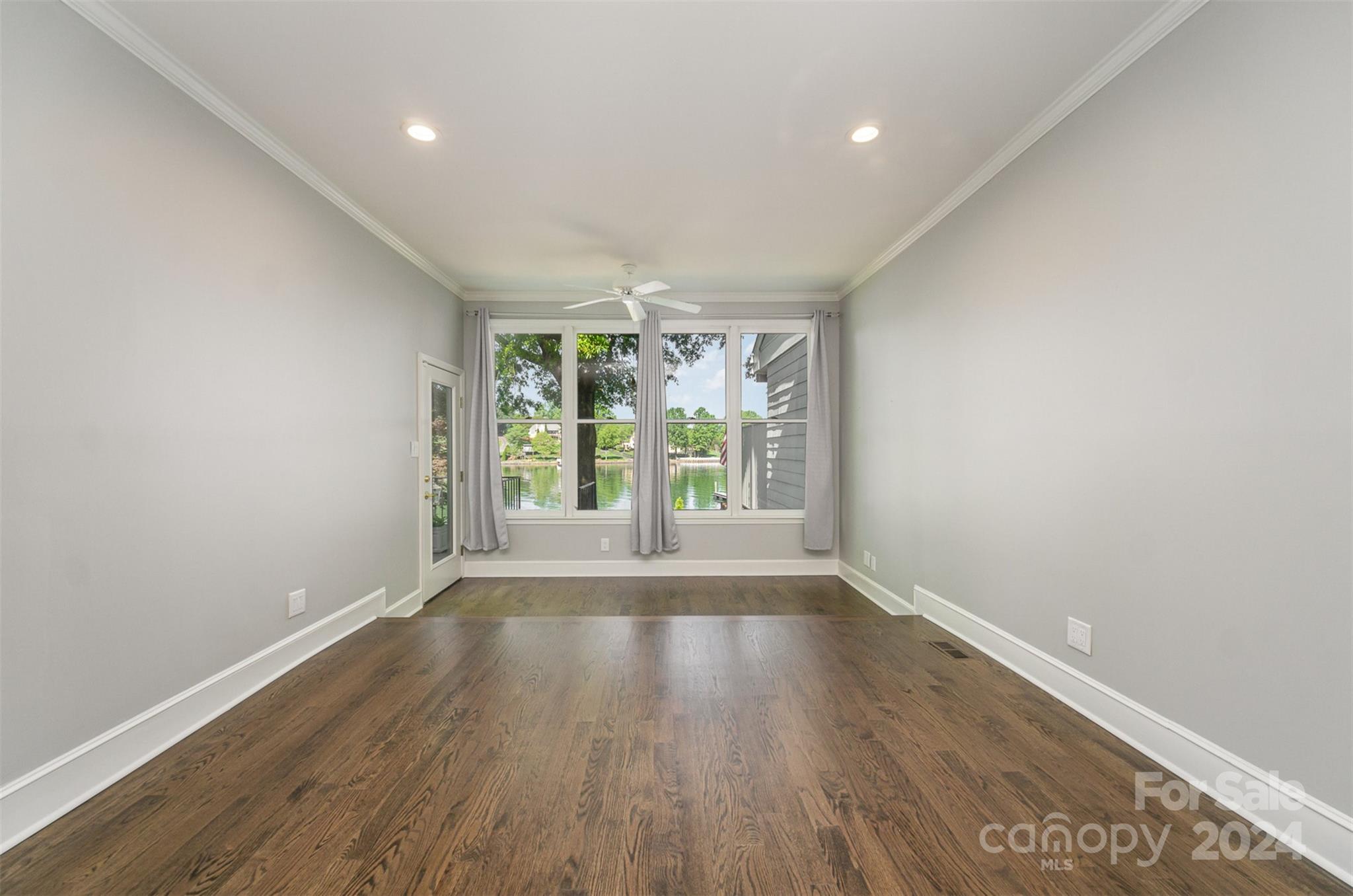 Pointe Regatta - Residential