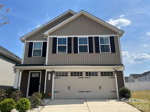 Photo of 1008 Skipjack Lane, Charlotte, NC 28269 (MLS # 4360107)