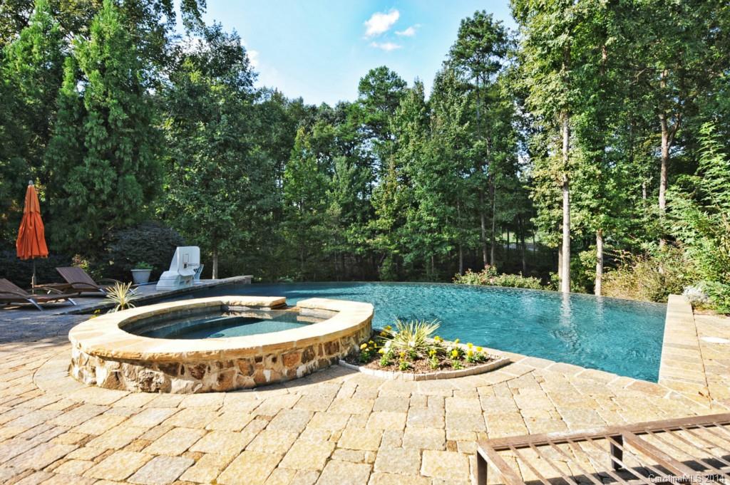 The Palisades - Residential