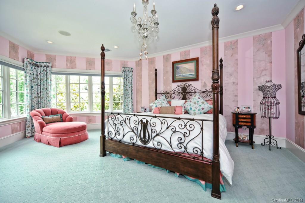 The Palisades - Residential