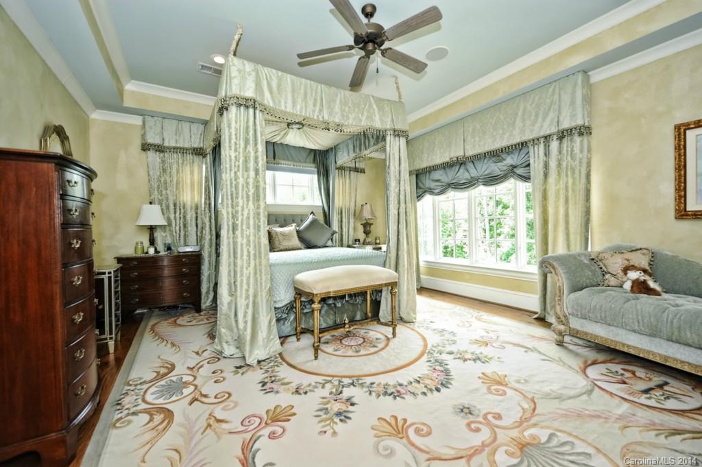 The Palisades - Residential