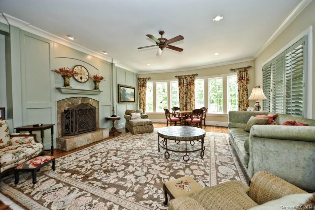 The Palisades - Residential