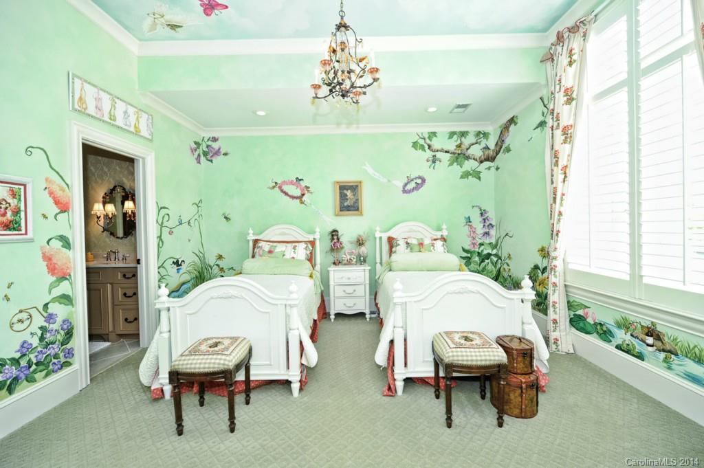 The Palisades - Residential