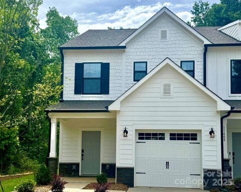 11619 Sapsucker Lane 65 Charlotte NC 28215