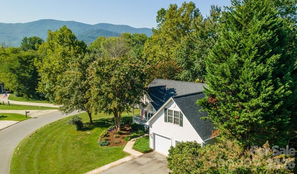 38 EDEN GLEN RD, BLACK MOUNTAIN, NC 28711 - Image 33615a5232e88693270087630cfd744e/953473291
