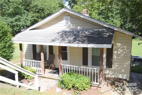 Photo of 337 Fox Street, Concord, NC 28025 (MLS # 4308082)