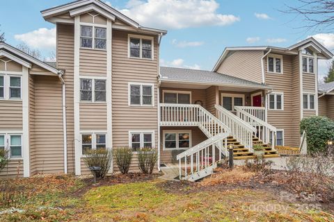 Photo of 2 Creekside Lane, Asheville, NC 28803 (MLS # 4328465)