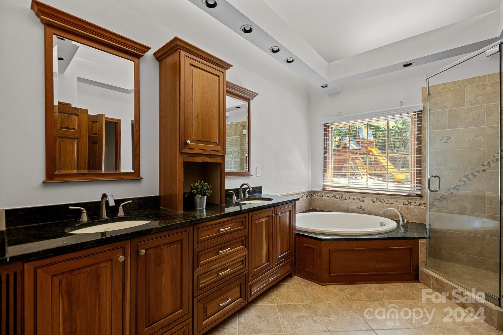 Hamilton Place - Residential