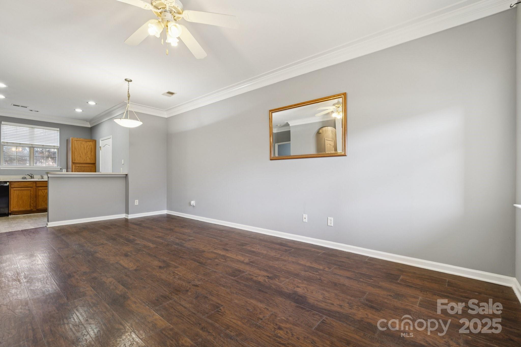 7325 Michaels Landing Drive