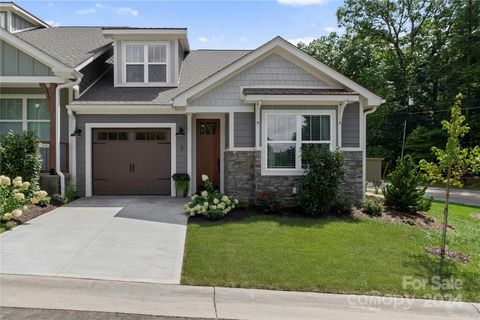 3 Heartleaf Circle Arden NC 28704