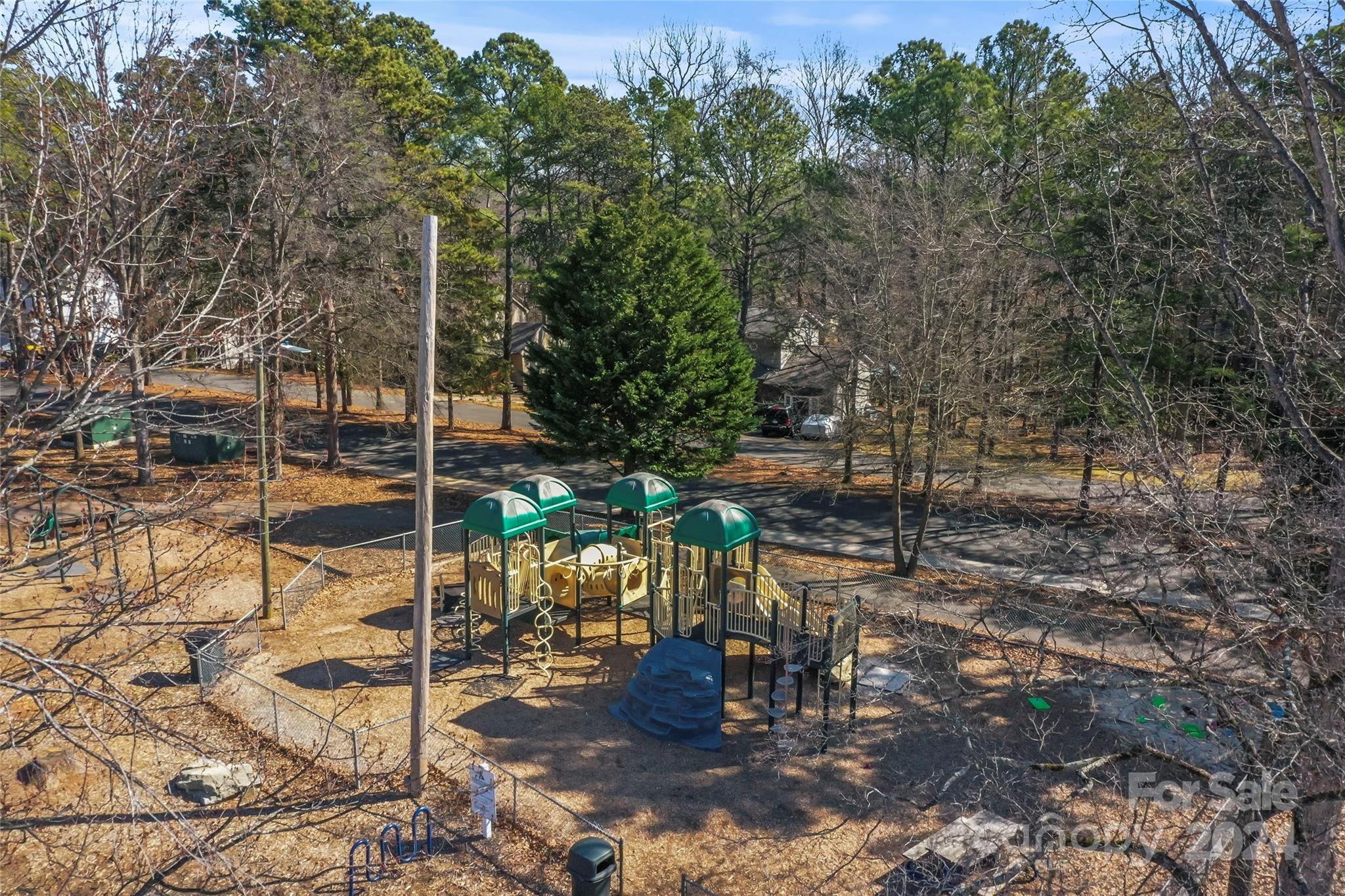 Tega Cay - Residential