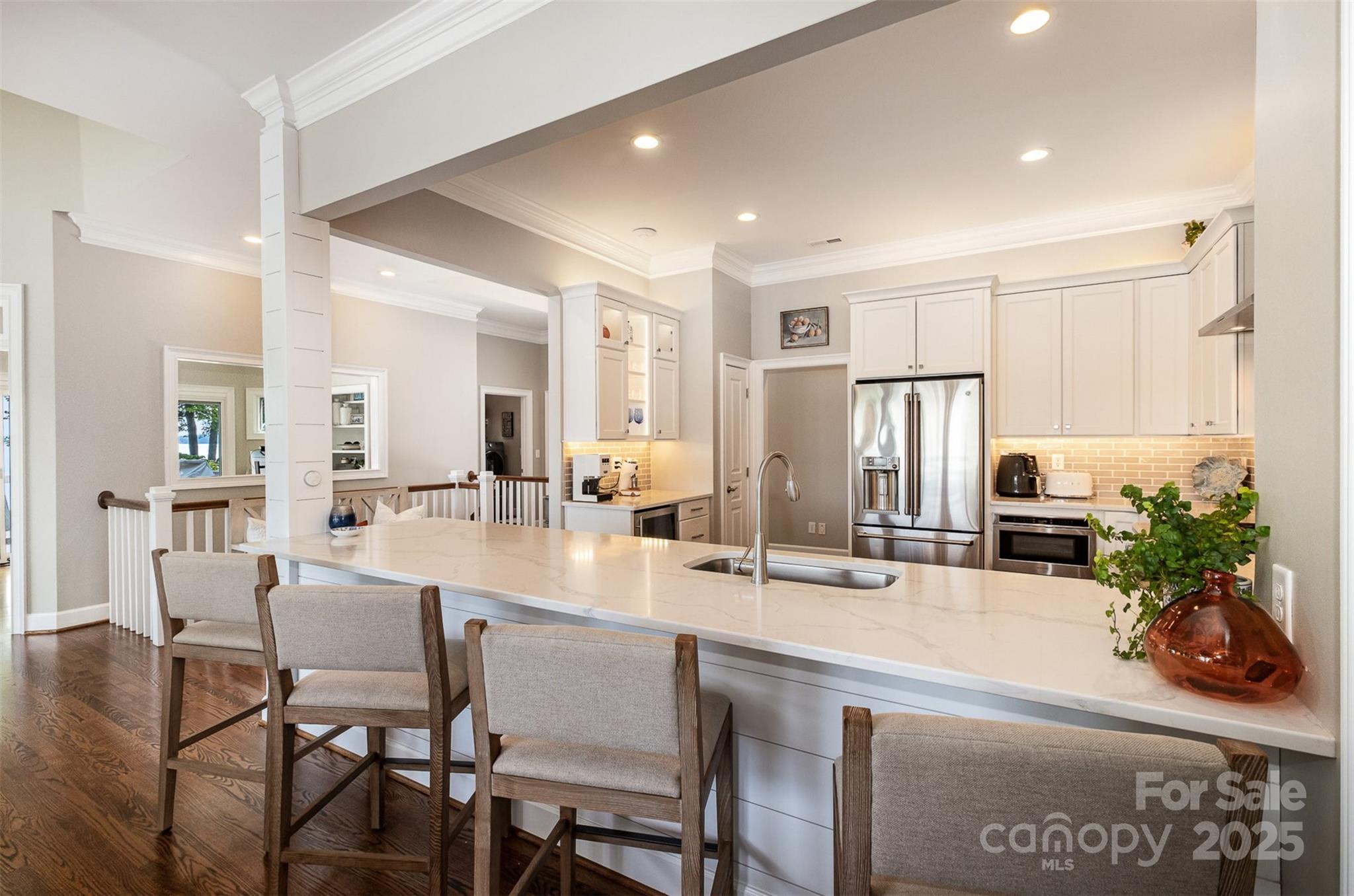 The Peninsula - Residential