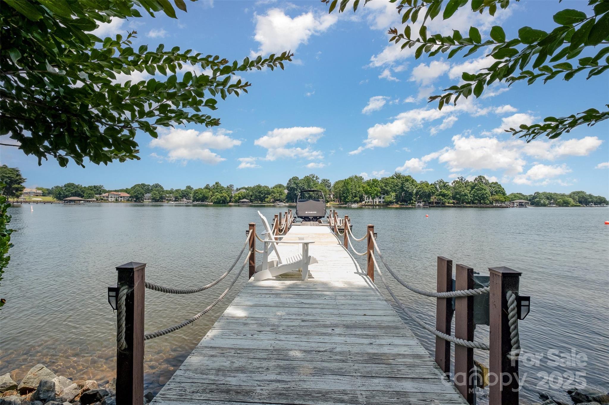 The Peninsula - Residential