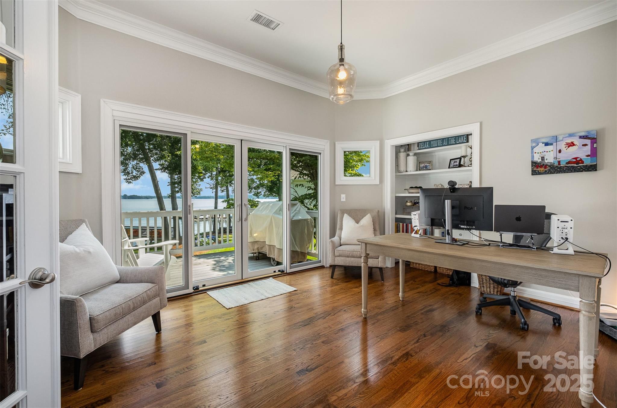 The Peninsula - Residential