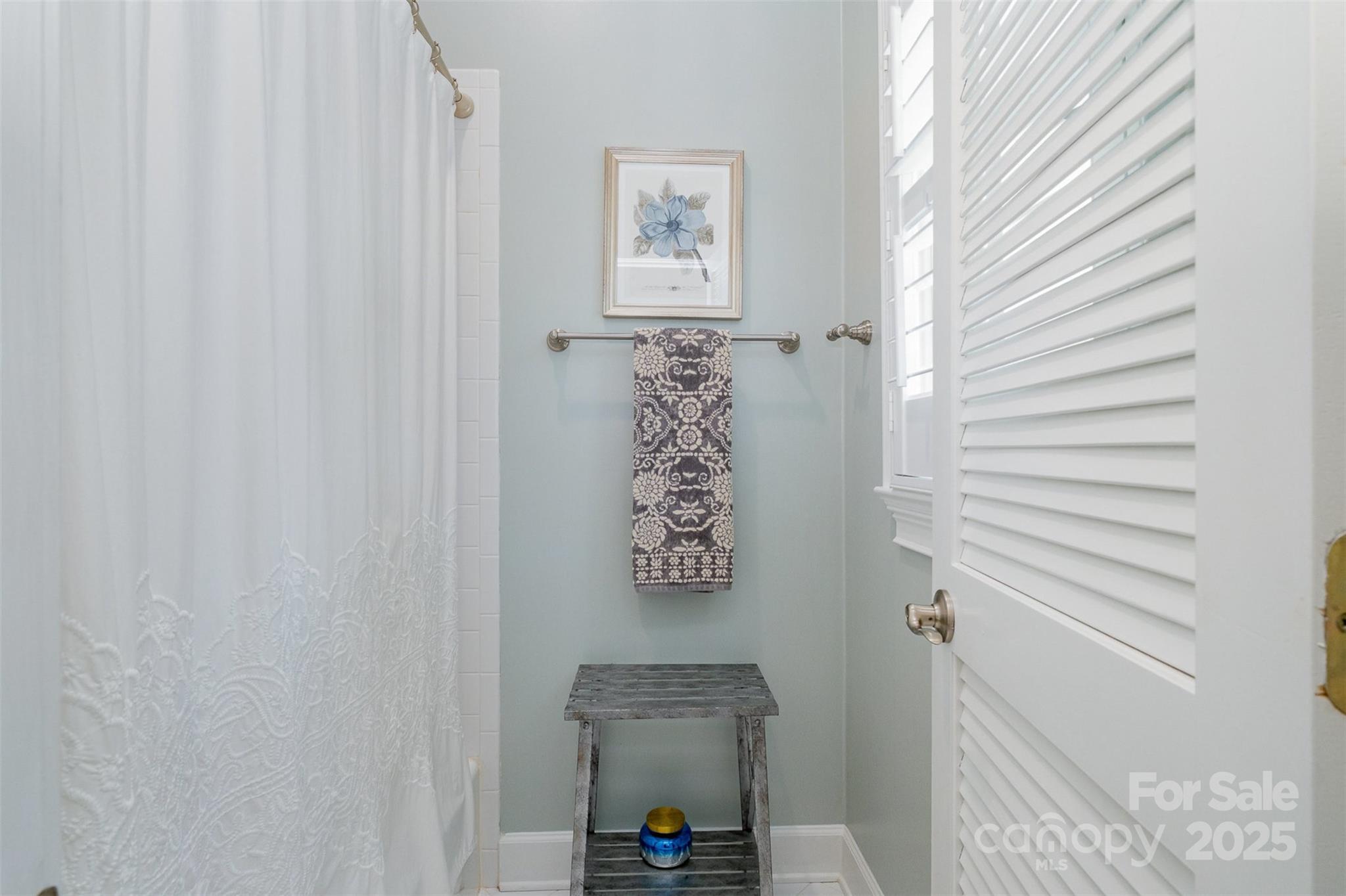 The Peninsula - Residential