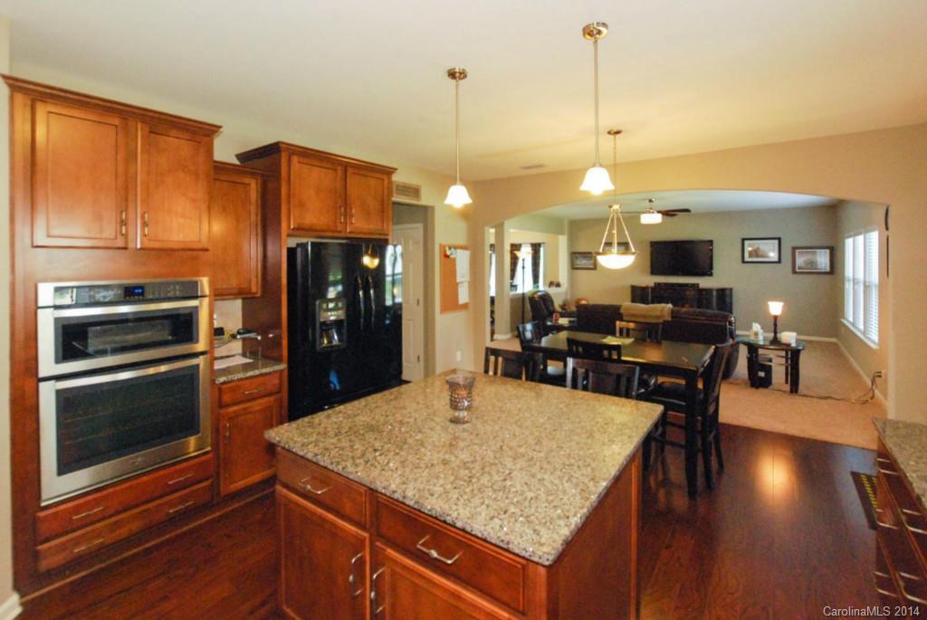 Lake Ridge - Residential