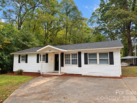 Photo of 217 Boger Court SW, Concord, NC 28025 (MLS # 4428033)