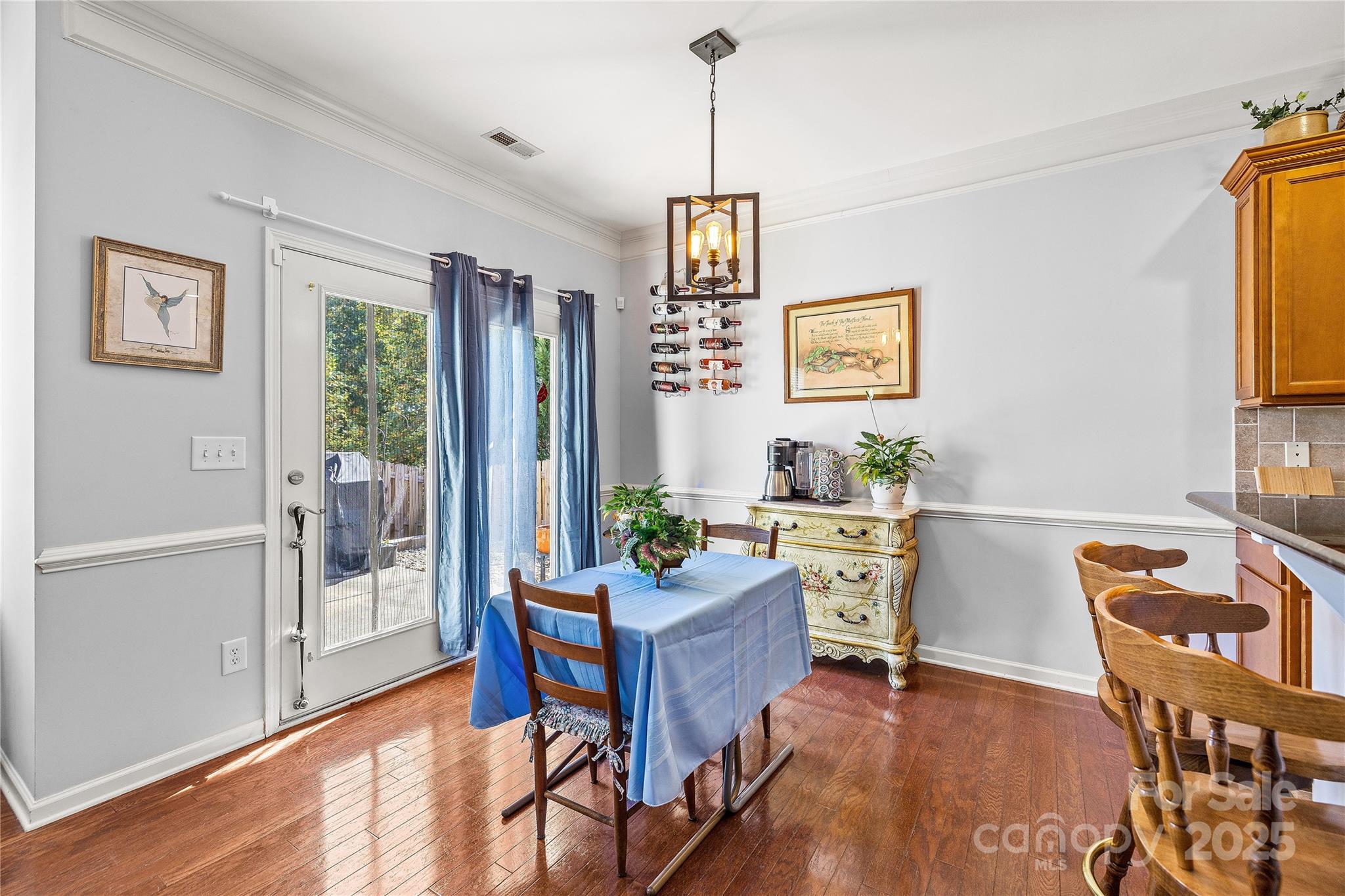 Almond Glen - Residential