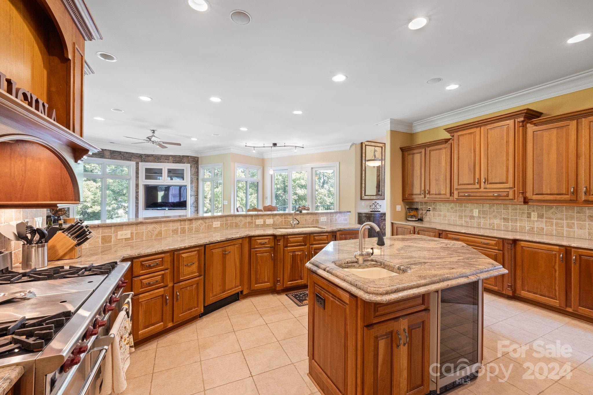 The Peninsula - Residential