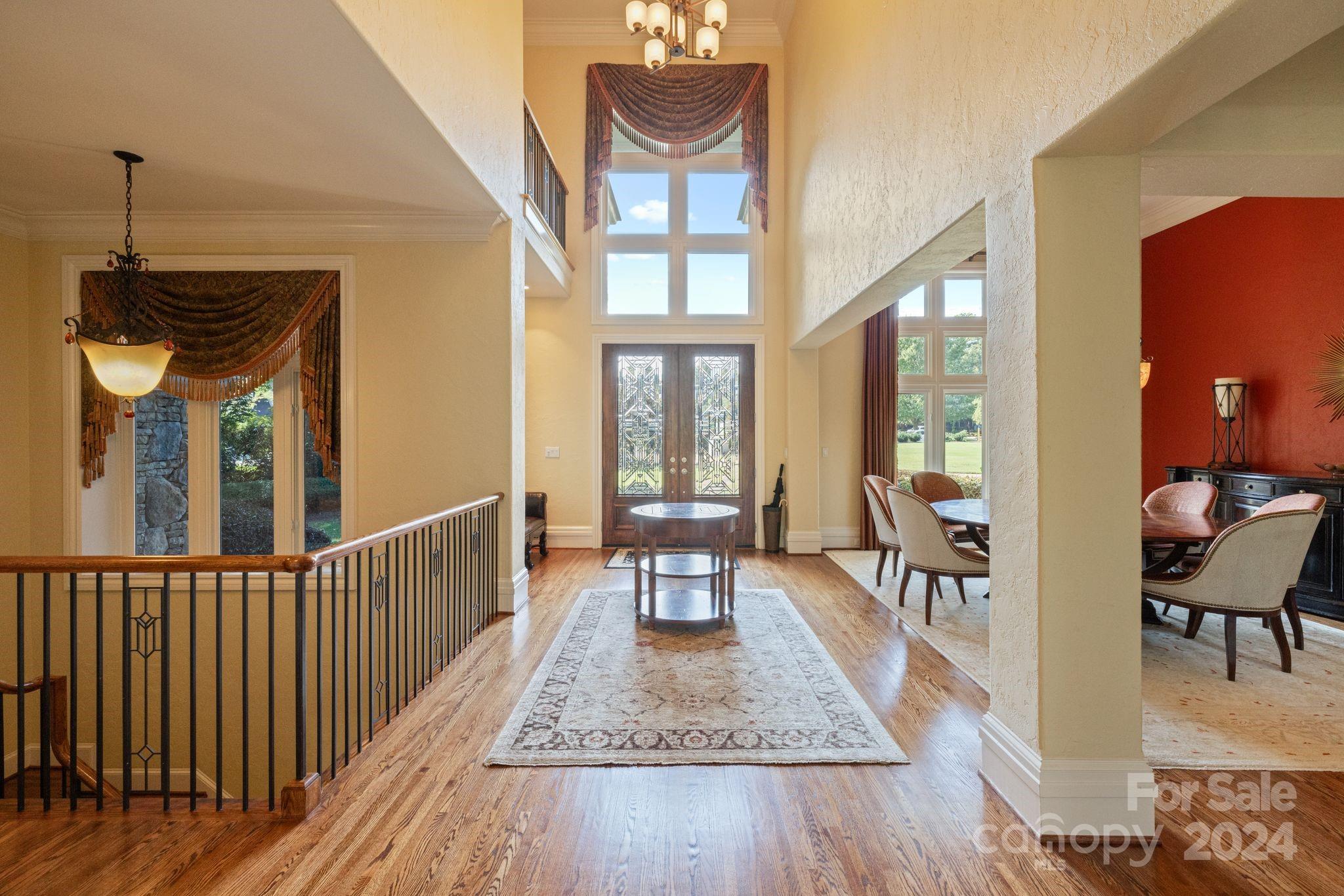 The Peninsula - Residential