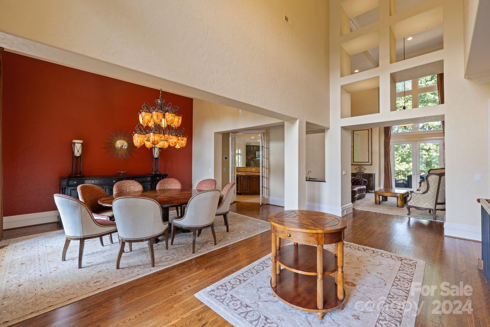 The Peninsula - Residential