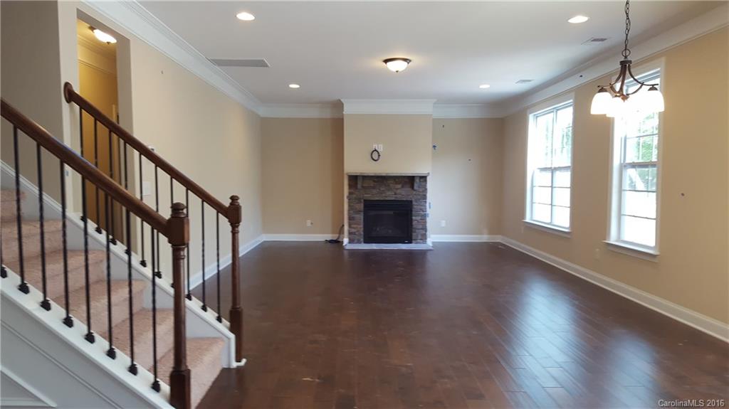 Lake Ridge - Residential