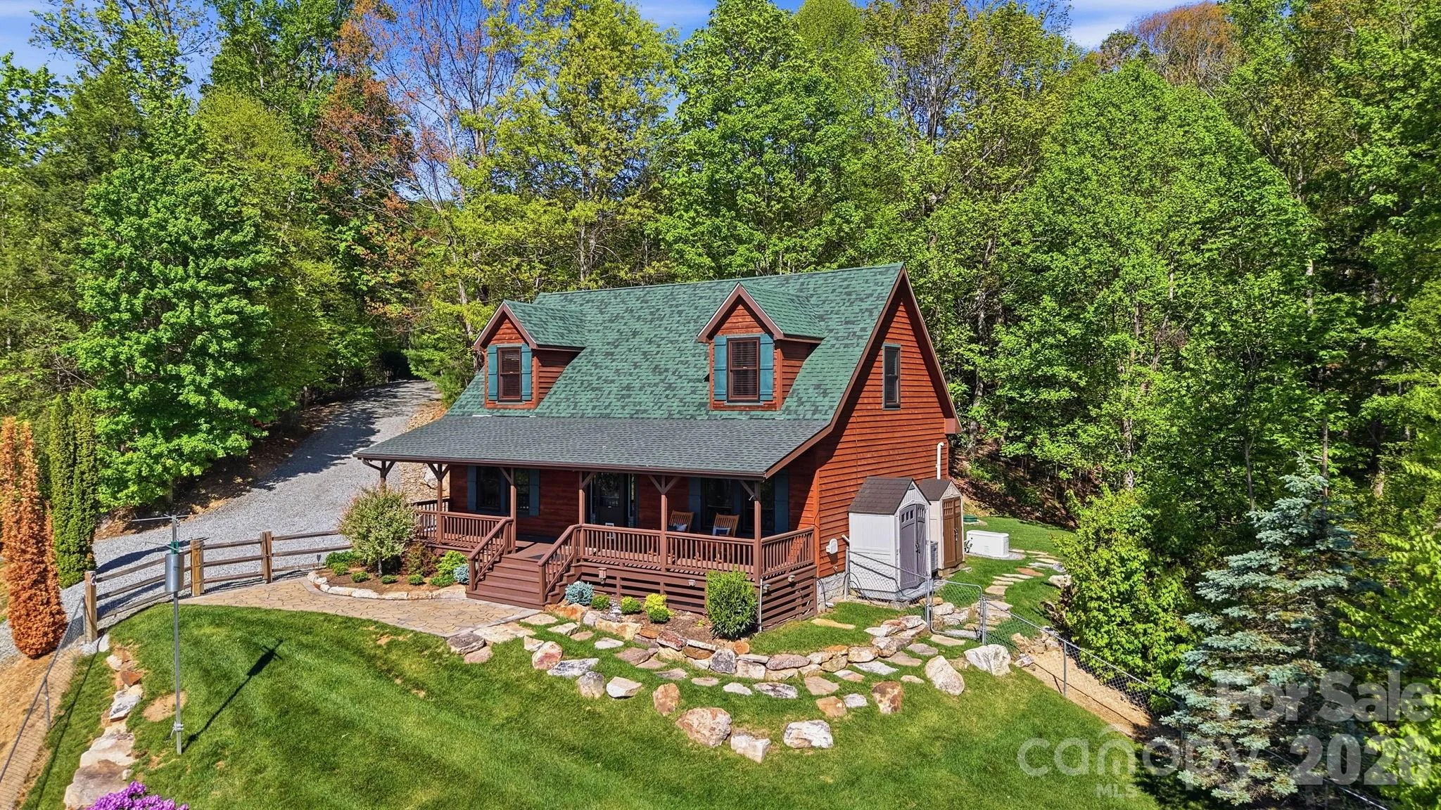 394 Hummingbird Lane, Elk Park, NC, 28622