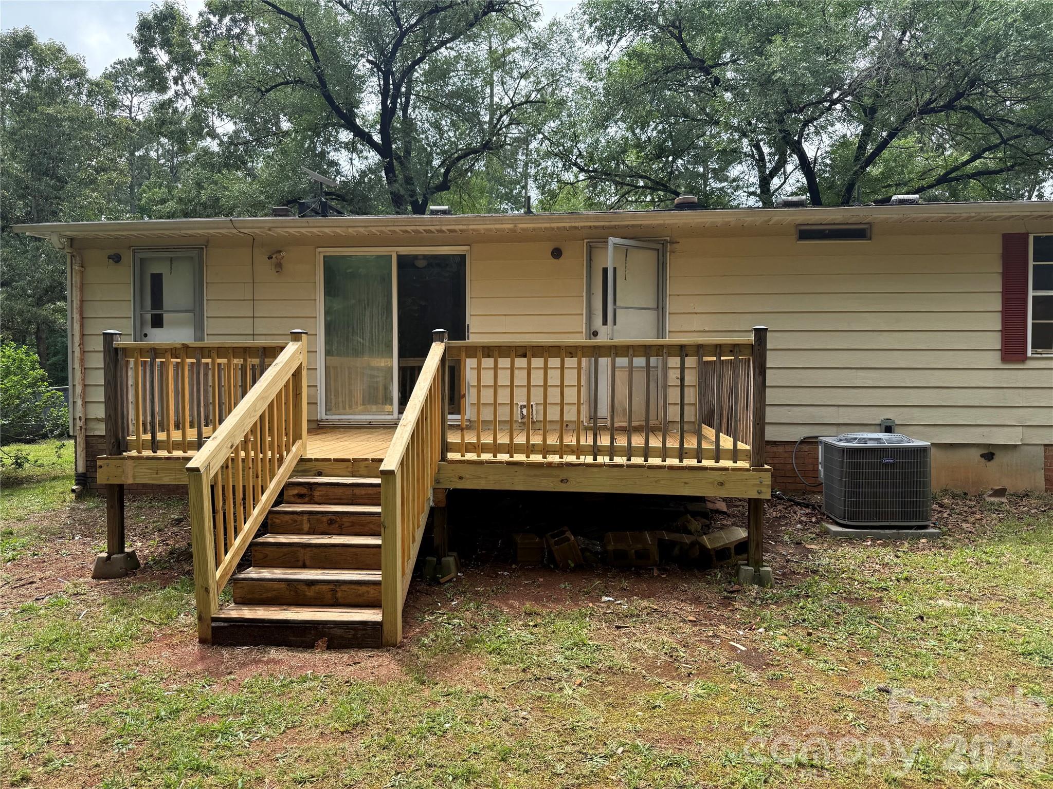 211 Corry Lane